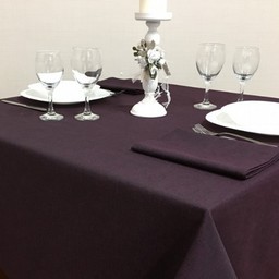 Violettfarbige Tischdecken
